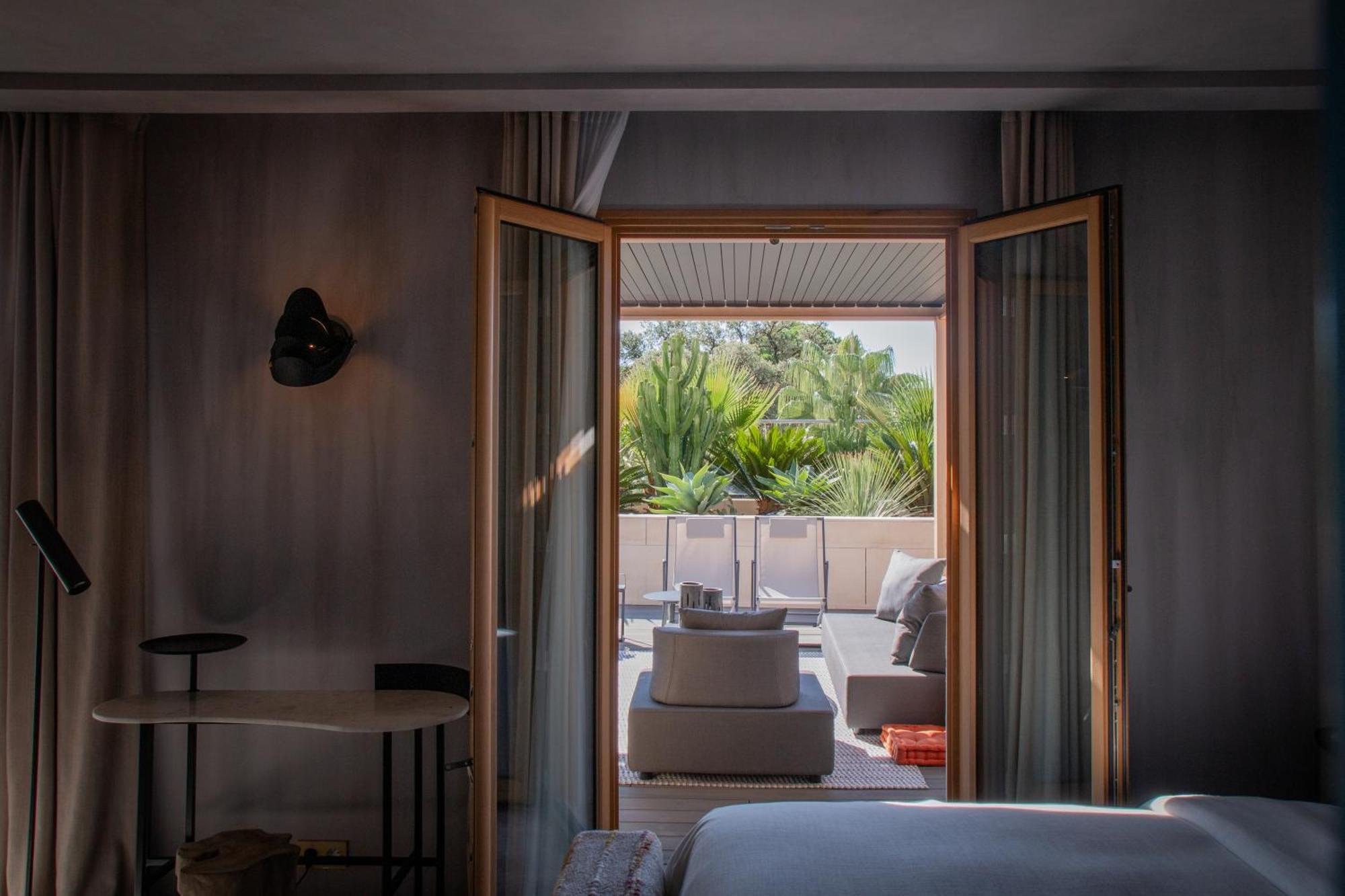 Unique Boutique Hotel Antibes Juan-Les-Pins Exterior photo