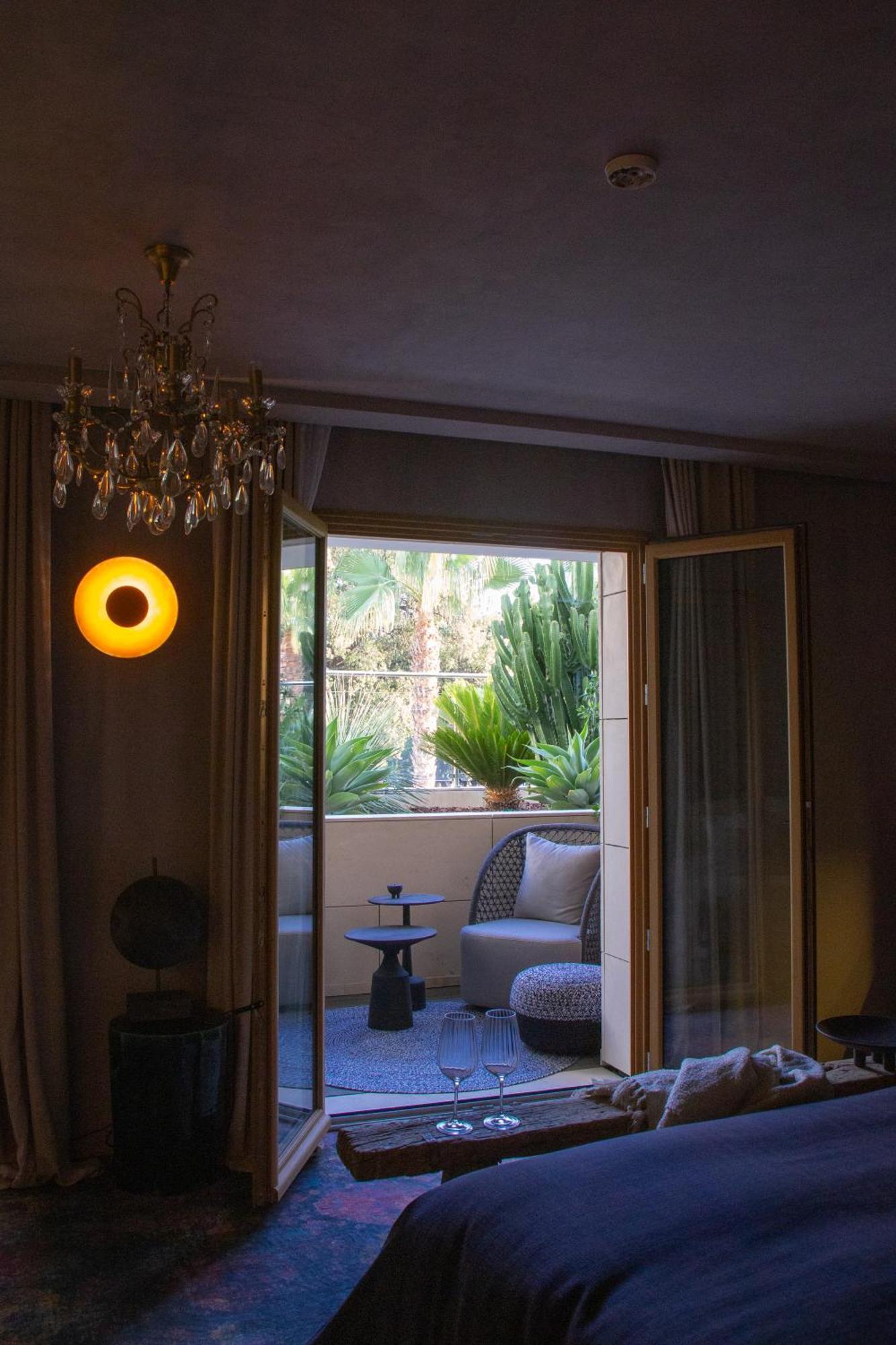 Unique Boutique Hotel Antibes Juan-Les-Pins Exterior photo